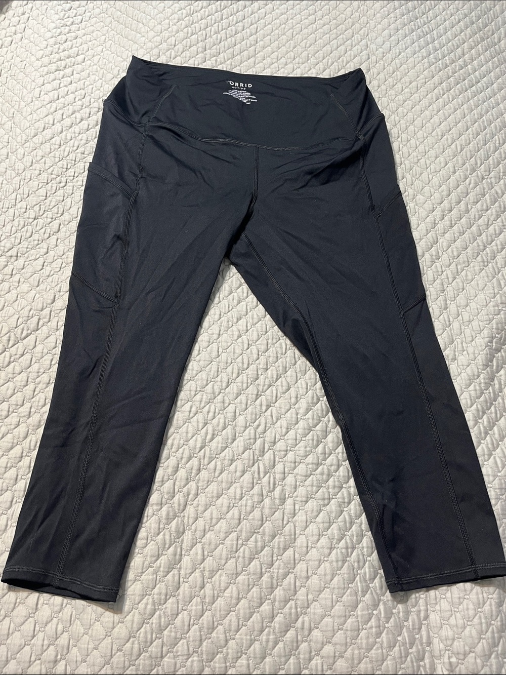 torrid Black Capri Workout Leggings with Side Pockets